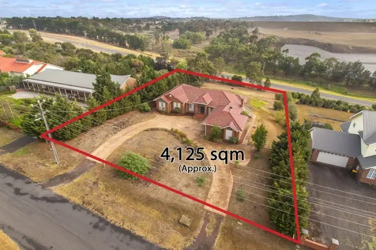 17 Bridlington Drive, Greenvale VIC 3059