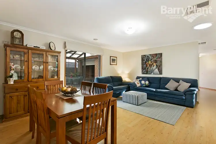 Fourth view of Homely house listing, 4 Oakbank Close, Berwick VIC 3806