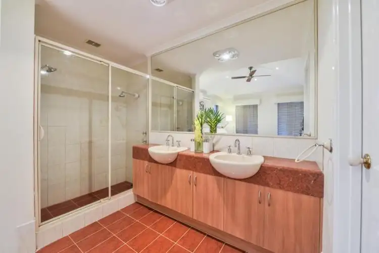 Fifth view of Homely house listing, 18 Mary Mackillop Glen, Queens Park WA 6107