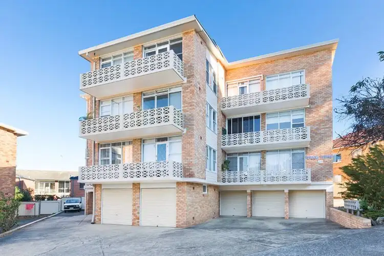 Fourth view of Homely unit listing, 6/20 Burke Road, Cronulla NSW 2230