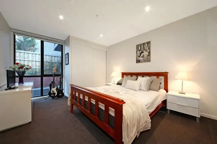 Sixth view of Homely apartment listing, 5/9-10 Railway Parade, Murrumbeena VIC 3163