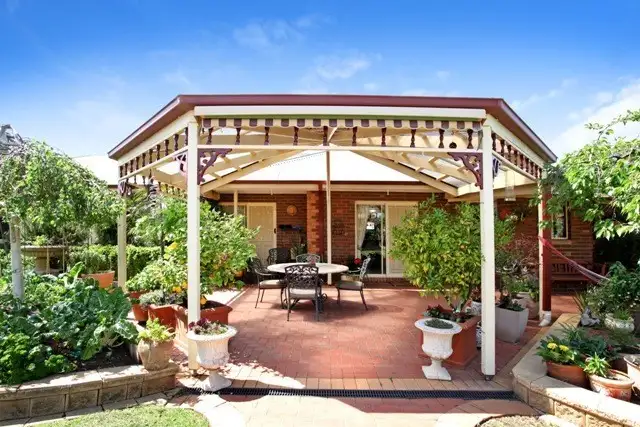 Second view of Homely house listing, 27 Maplewood Close, Brookfield VIC 3338