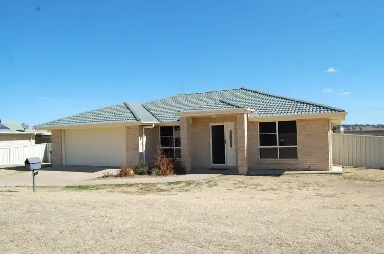 58 Doncaster Drive, Warwick QLD 4370