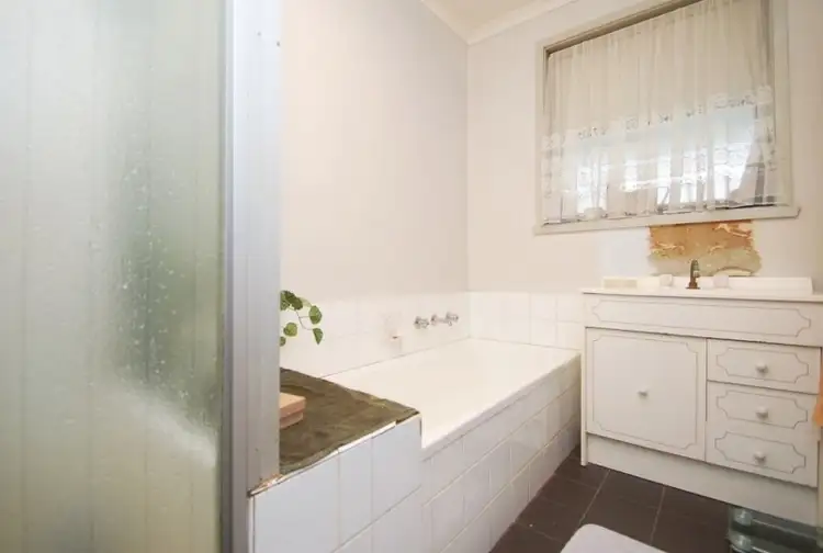 Sixth view of Homely house listing, 7 Ventnor Crescent, Coolaroo VIC 3048