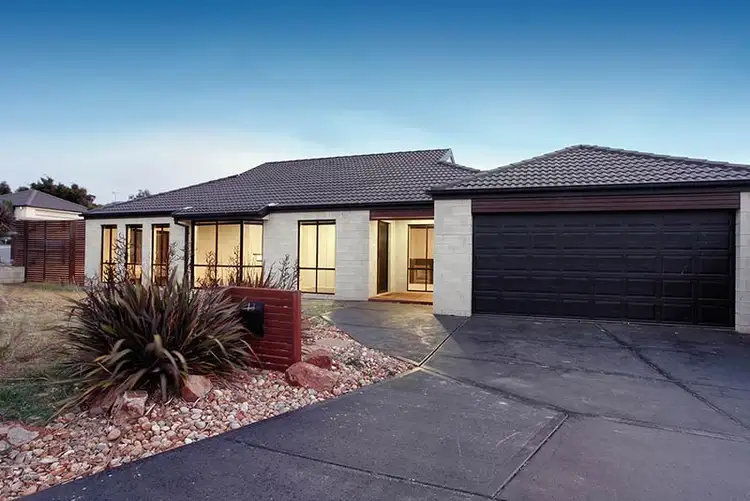 13 Whitsunday Court, Mount Martha VIC 3934