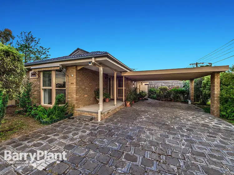 2 Lisbon Court, Kings Park VIC 3021