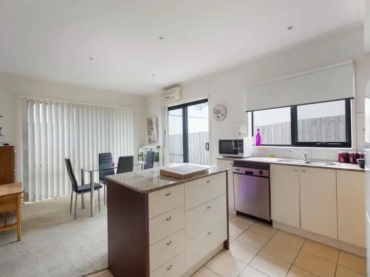 Fifth view of Homely townhouse listing, 2/41 Yuille Street, Frankston VIC 3199