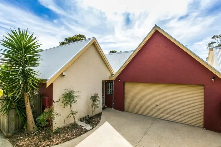 2/38 Spring Street, Torquay VIC 3228