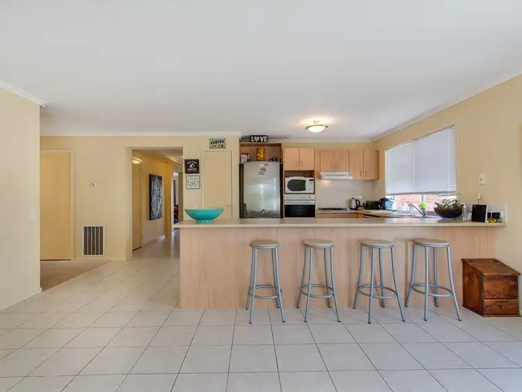 Second view of Homely house listing, 35 Knightsbridge Drive, Tarneit VIC 3029