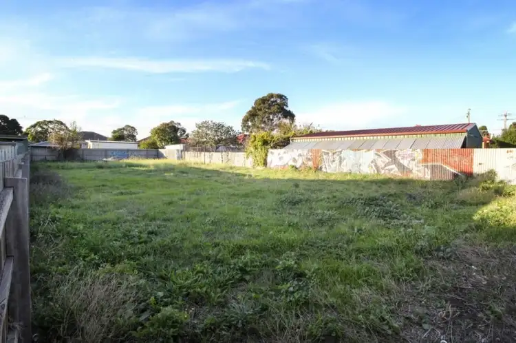 2 Dalkeith Avenue, Tullamarine VIC 3043