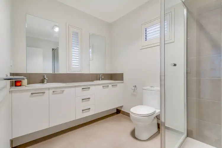 Sixth view of Homely house listing, 3 Shiraz Court, Maiden Gully VIC 3551
