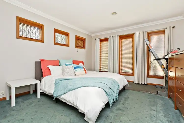 Second view of Homely house listing, 5 Chiswick Court, Tarneit VIC 3029
