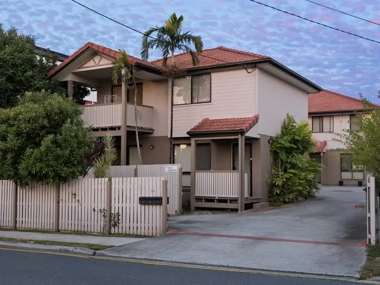 2/19 Buruda Street, Chermside QLD 4032