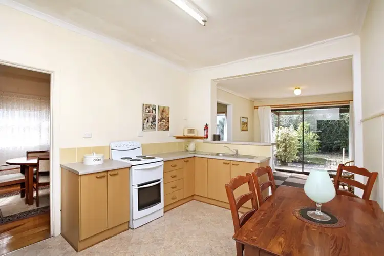 Fifth view of Homely house listing, 17 Snowden Street, Sunshine VIC 3020