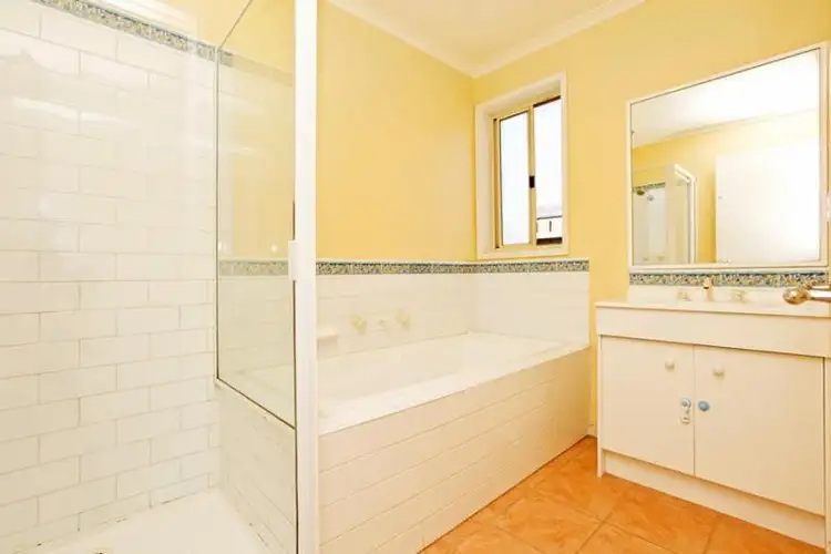 Fourth view of Homely house listing, 4 Chardonnay Place, Hoppers Crossing VIC 3029