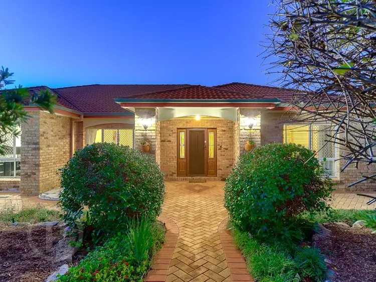 11 Crown Place, Kuraby QLD 4112
