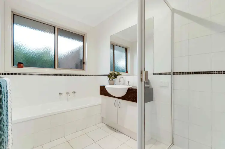 Fifth view of Homely unit listing, 1/17 Kananook Avenue, Seaford VIC 3198