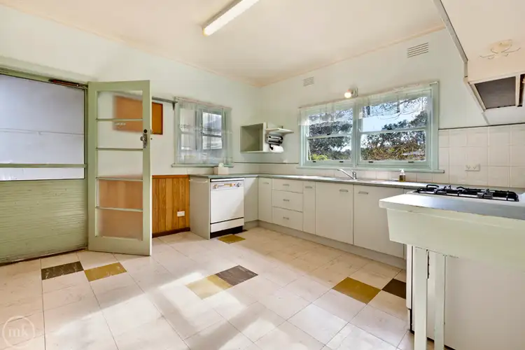 Second view of Homely house listing, 21 Nicholson Close, Research VIC 3095