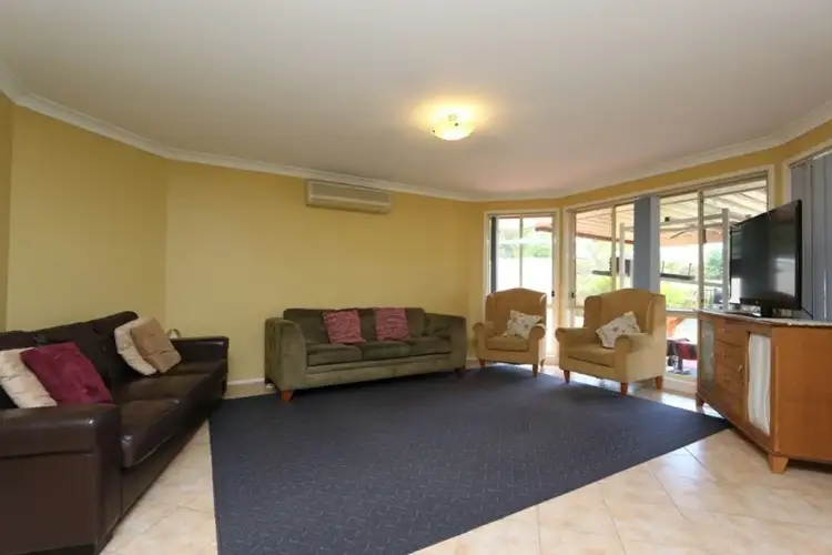 Fifth view of Homely house listing, 11 Julianne Close, Bolwarra NSW 2320