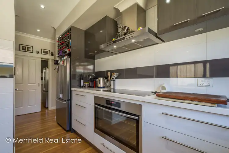 Sixth view of Homely house listing, 17 Robert Street, Mount Clarence WA 6330