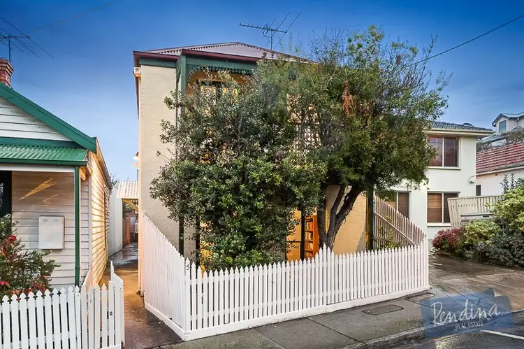 1/5 Wight Street, Kensington VIC 3031
