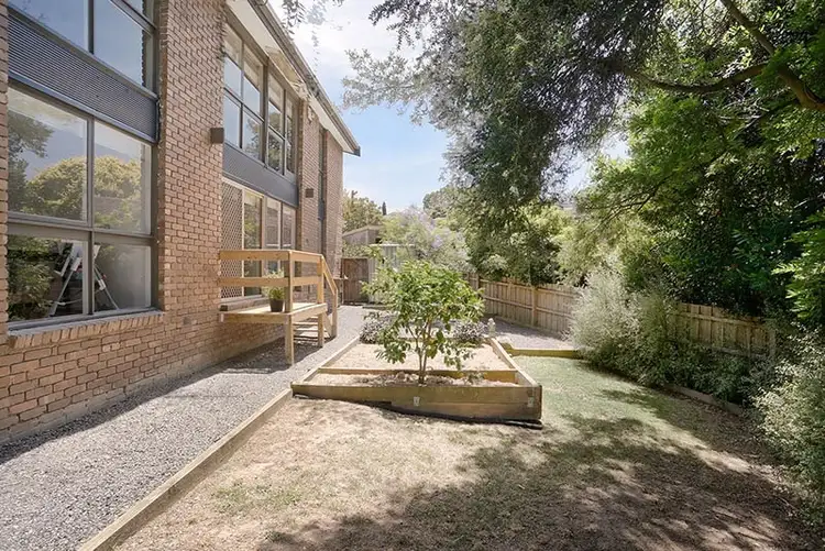 Fourth view of Homely house listing, 4 Crisp Court, Vermont VIC 3133