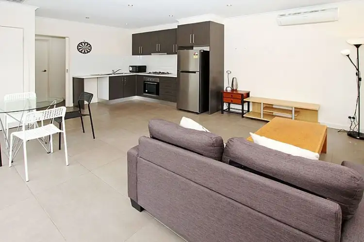 Third view of Homely unit listing, 2/27 Erskine Avenue, Reservoir VIC 3073