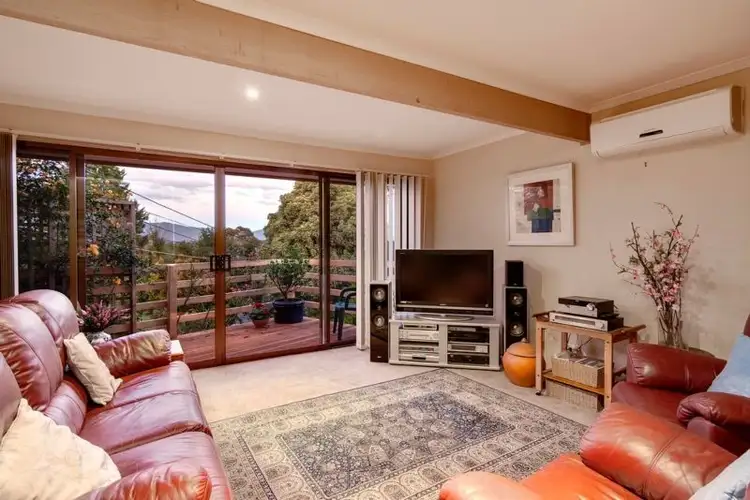 Fourth view of Homely unit listing, 2/7 Stonington Place, Ringwood VIC 3134