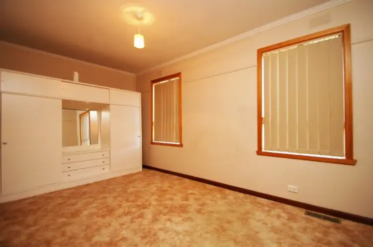 Fourth view of Homely house listing, 2 Lichfield Avenue, Jacana VIC 3047