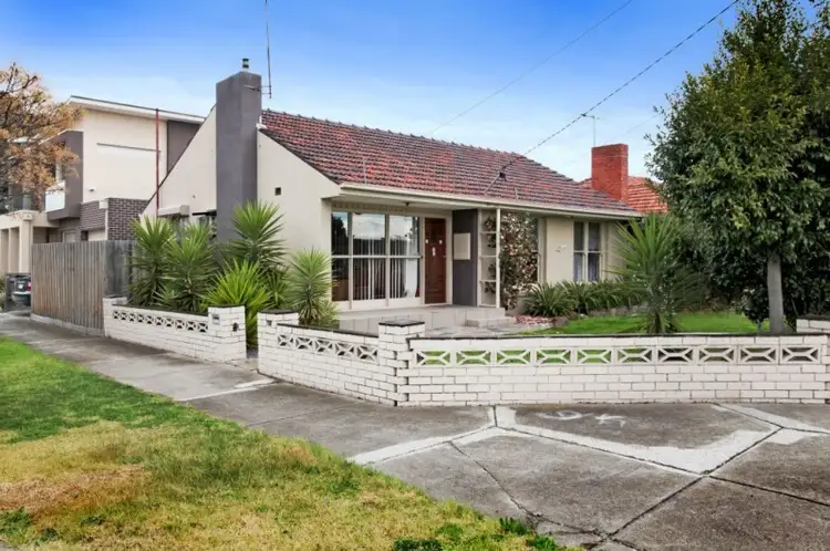 27 Hampden Street, Braybrook VIC 3019