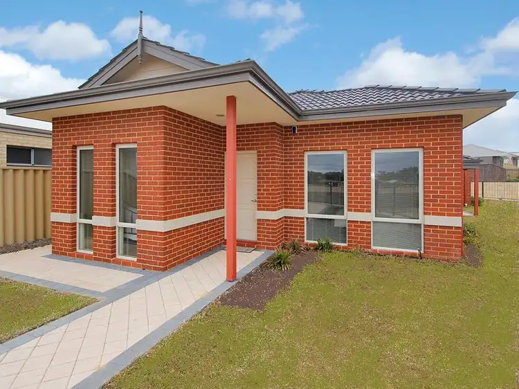 40 Randstone Parade*, Butler WA 6036