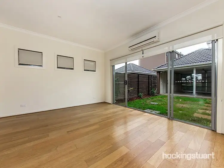 Fifth view of Homely house listing, 15 Kai Close, Caroline Springs VIC 3023