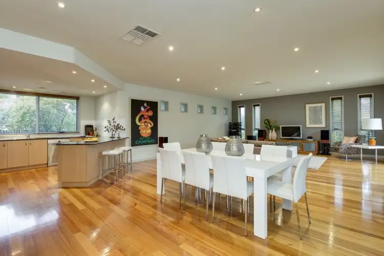 1 Kingsford Smith Court, Sandhurst VIC 3977