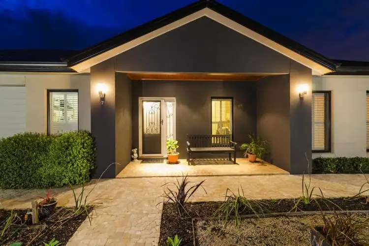 Second view of Homely house listing, 7 Stroud Glen, Tarneit VIC 3029