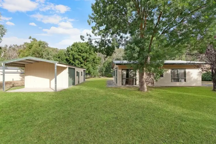 6 Creekside Drive, Flowerdale VIC 3717
