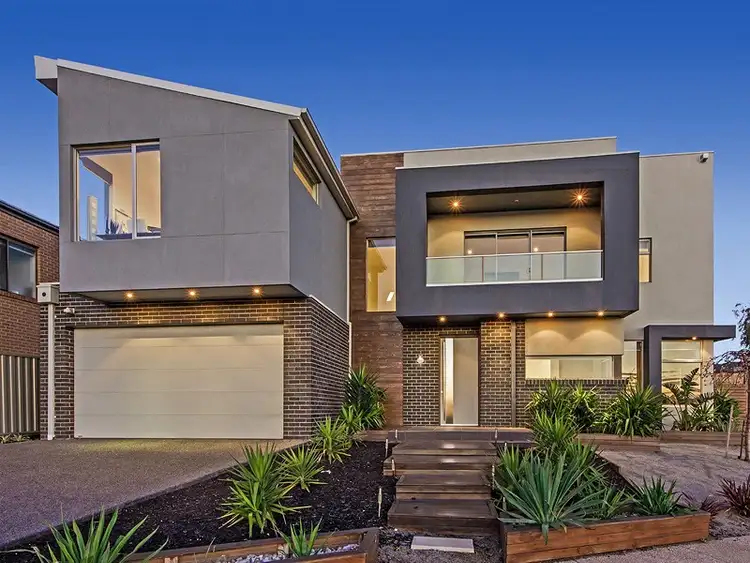 15 Arroyo Place, Caroline Springs VIC 3023