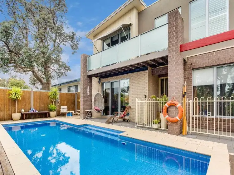 Fourth view of Homely townhouse listing, 1/73 Nepean Highway, Seaford VIC 3198