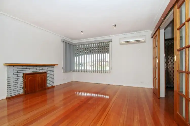 Fifth view of Homely house listing, 17 Kalara Close, Lalor VIC 3075