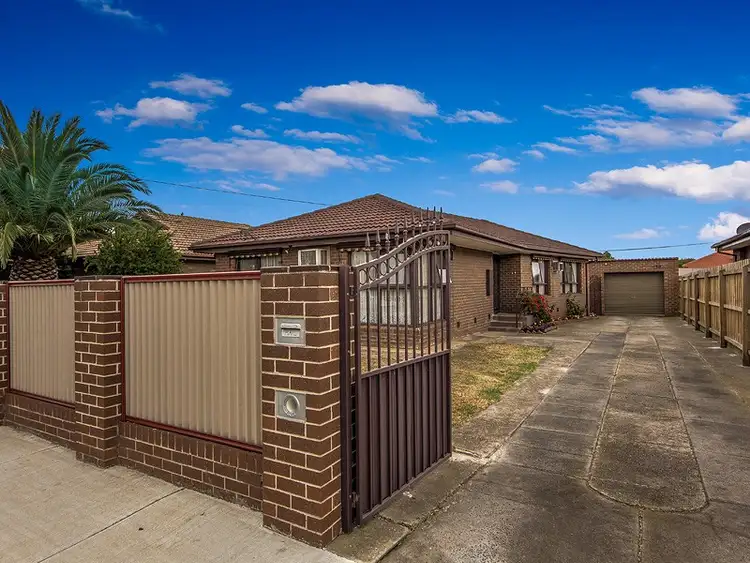 37 Neale Road, Deer Park VIC 3023