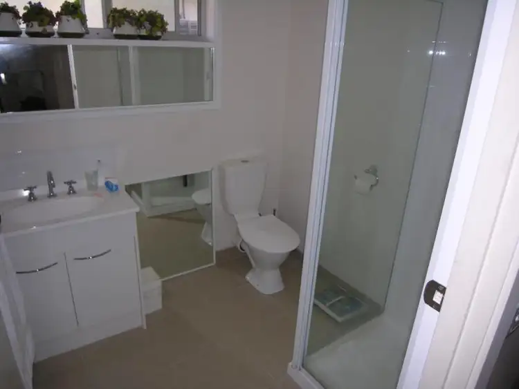 Sixth view of Homely unit listing, 3/5 Nicholson Street, Sale VIC 3850
