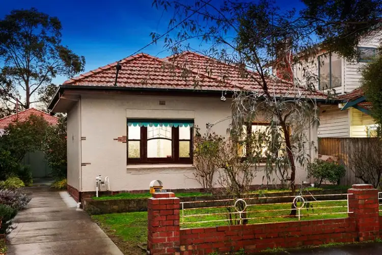 17 Filbert Street, Caulfield South VIC 3162