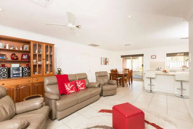 Sixth view of Homely house listing, 4 Betty Krake Drive, Red Cliffs VIC 3496