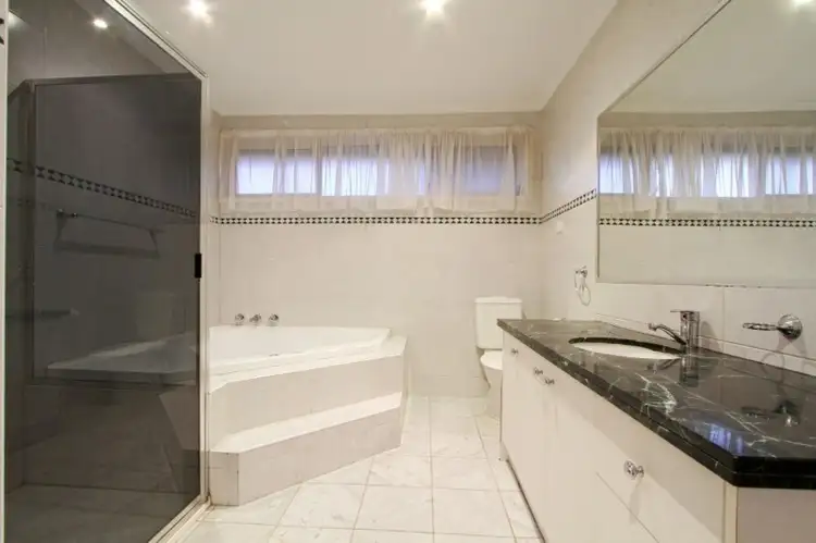 Seventh view of Homely house listing, 2 Wirilda Close, Thomastown VIC 3074