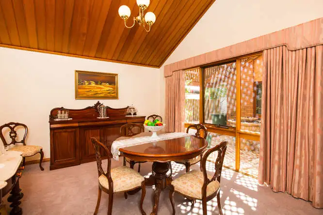 Sixth view of Homely house listing, 5 Jasmine Close, Mildura VIC 3500