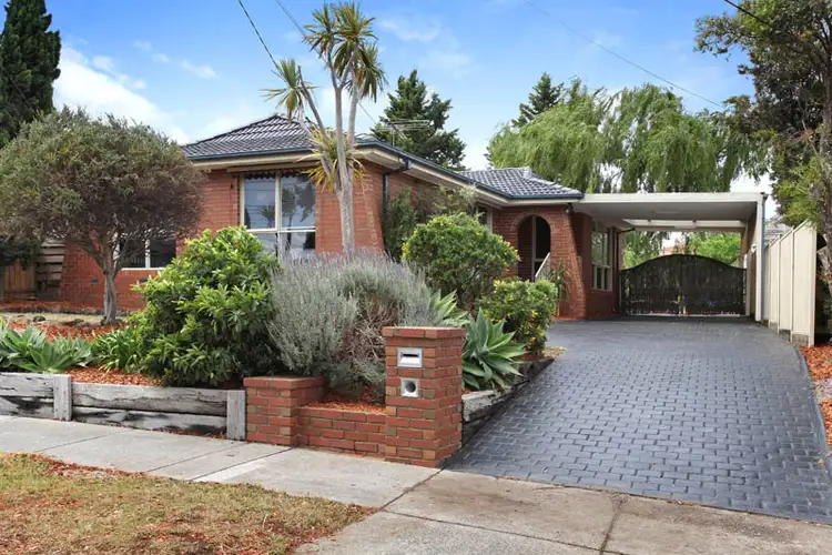 12 Haig Place, Attwood VIC 3049