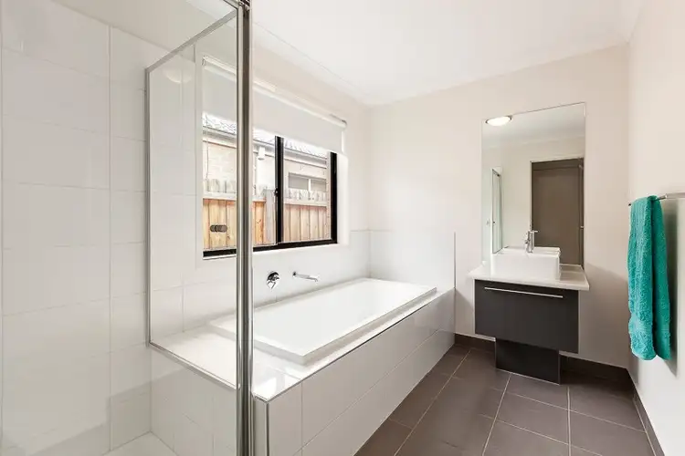 Fifth view of Homely house listing, 14 Persimmon Way, Doreen VIC 3754