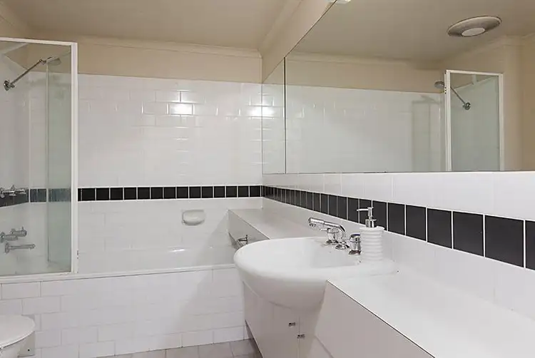 Fifth view of Homely apartment listing, 34/39 Rathdowne Street, Carlton VIC 3053
