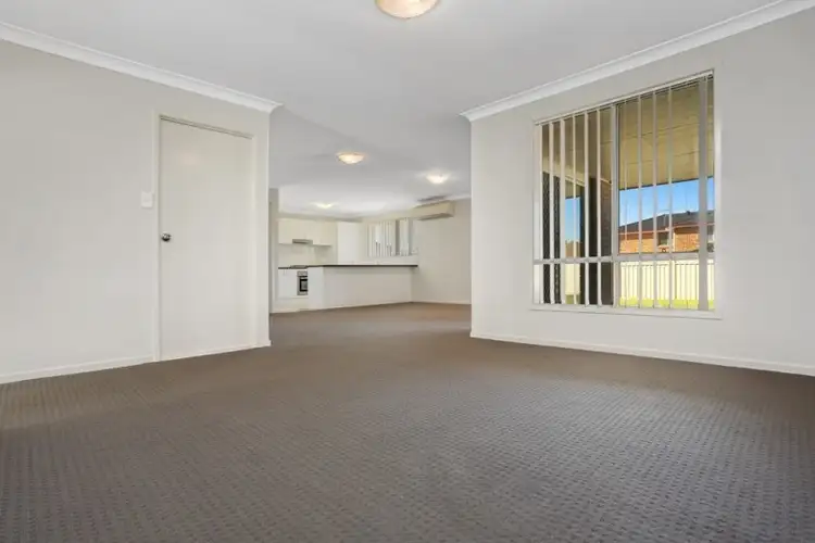 Fourth view of Homely house listing, 17 Sapphire Drive, Rutherford NSW 2320