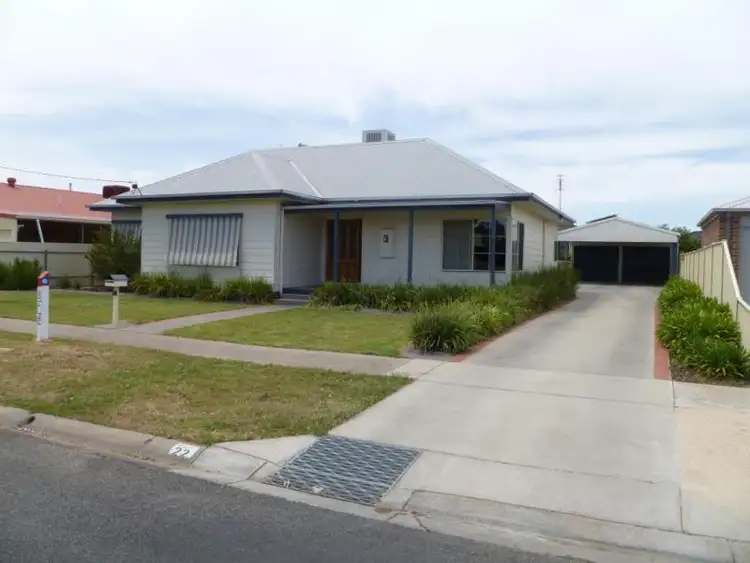 22 Florence Street, Horsham VIC 3400