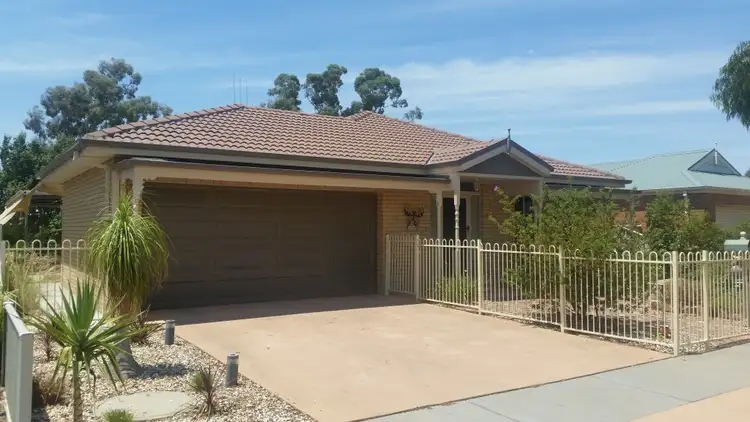 5 Manna Gum Drive, Epsom VIC 3551